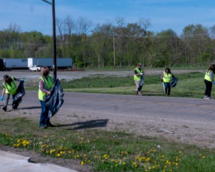 McWane Ductile team works together to clean up the neighborhood